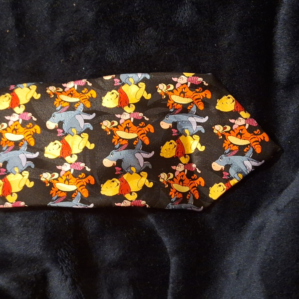 Winnie The Pooh Disney Tie 100% Silk